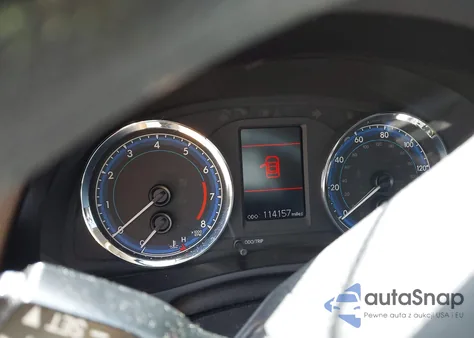 2017 Toyota Corolla Le z USA, uszkodzony, nr VIN 5YFBURHEXHP671453